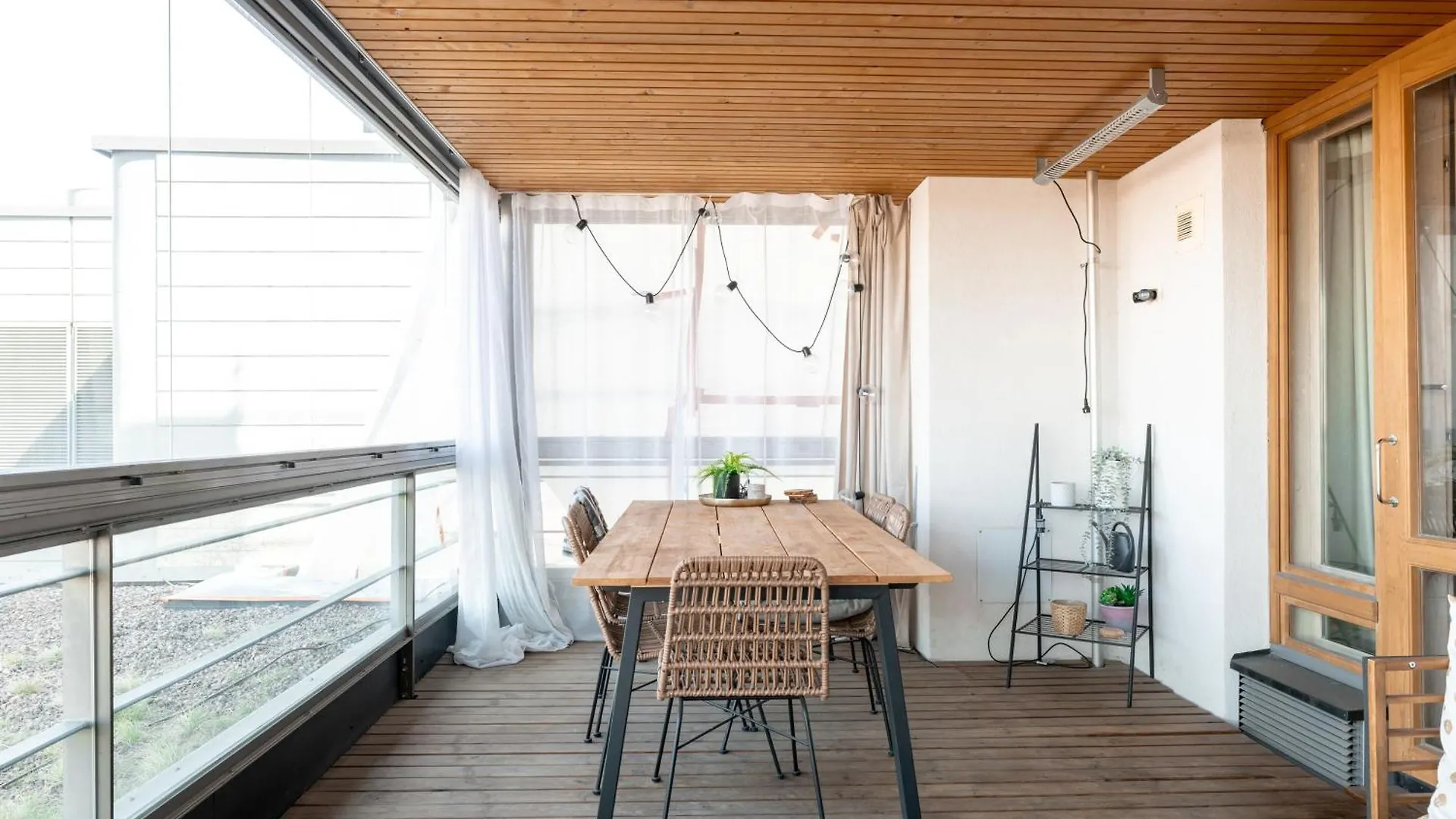 2Ndhomes Luxury 2Br Apartment With Rooftop Terrace & Sauna In Kamppi Center Helsinki Finland